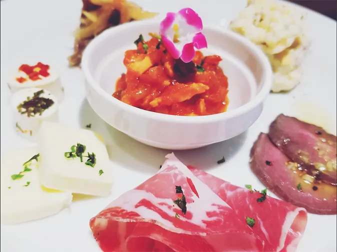 幸進まるの料理写真