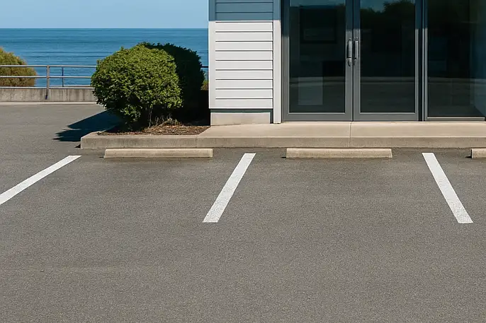 店舗の駐車場の画像